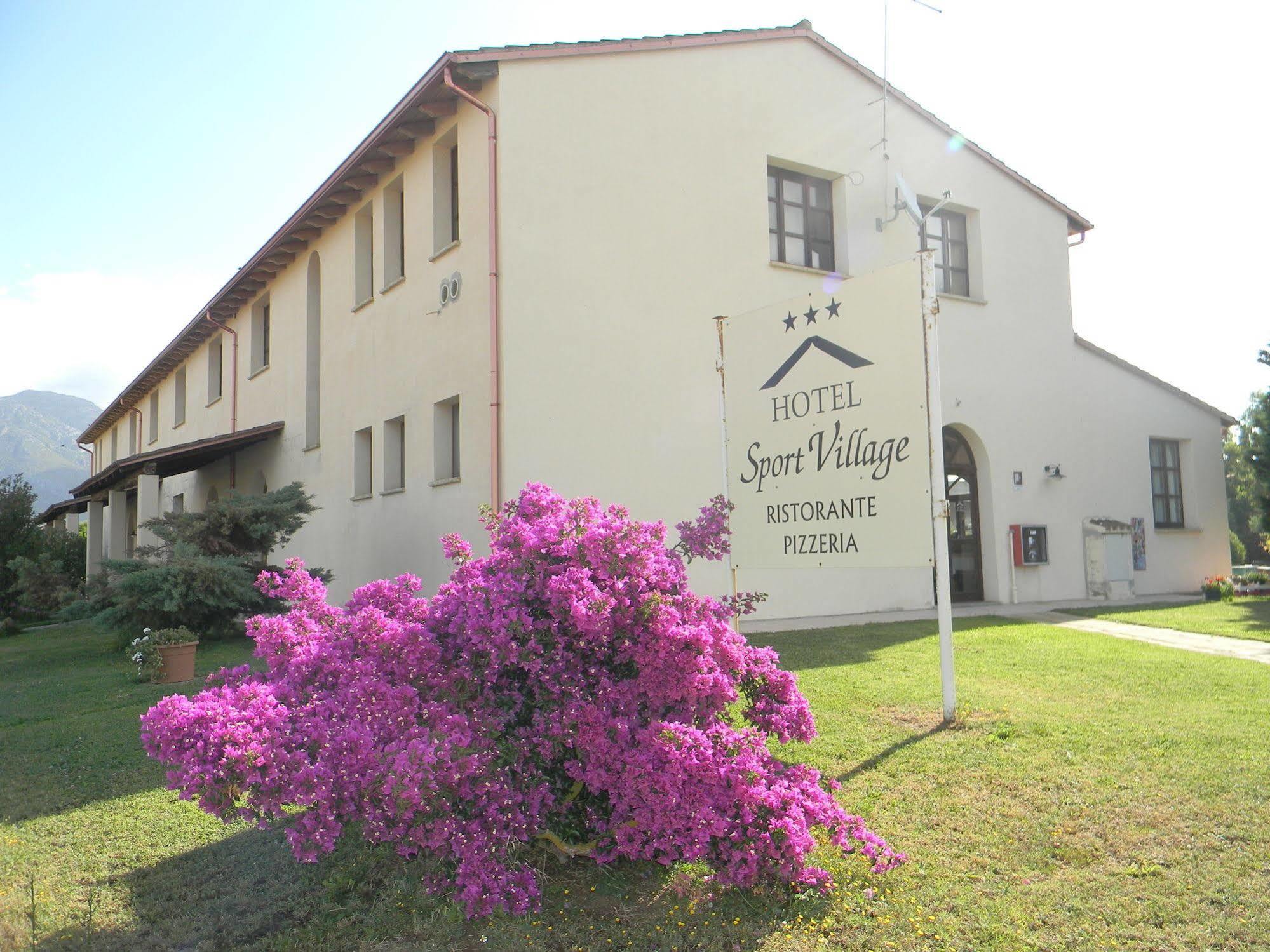 Hotel Sport Village Iglesias Exterior photo